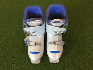 Ski Boots: Snow Carving Junior 23cm Ski Boots