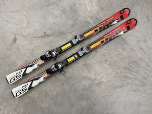 Skis: Volkl Racetiger 140cm Carving Skis *Excellent Condition*