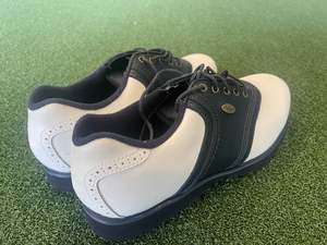 Apparel Footwear: Hi-Tec Mens US9 Golf Shoes Condition- 9.5 Size- US9