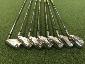 Golf: 2025 Callaway Elyte 5-9,Pw, Aw Iron Set *Excellent Condition*
