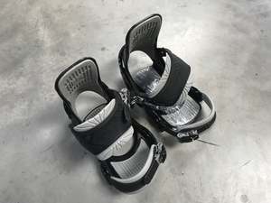 Snowboards: Burton Freestyle Black/Grey Small Bindings