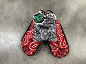 *New* RAD! Winter Mittens Size - Large
