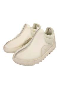 Size 39: Reebok - 'Beatnik Moc' Slip Ons