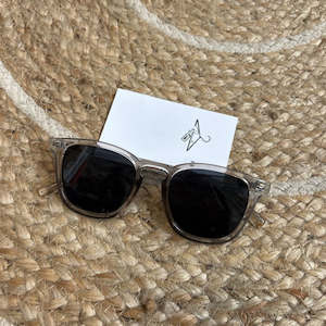 Accessories: Le Specs Sunglasses