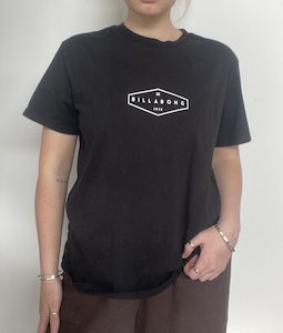Billabong Tee - Size M