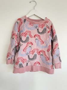 Hoodies Crewnecks: Minti Crewneck - Size 6