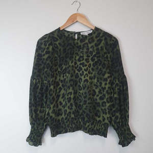 Ivy + Jack Blouse - Size 6
