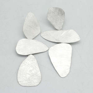 Phillipa Gee: Pebble Stack earrings