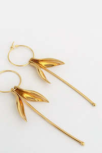 Kiri Schumacher: Fuchsia Earrings