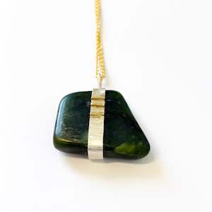 Gold Chain & Pounamu necklace