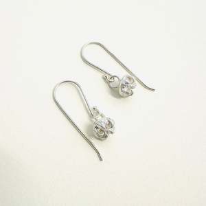 Nelson Artists: Manuka Pod Earrings