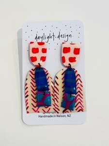 Daylight Design: Dangle Earrings