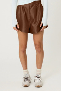 REMAIN Sutton Shorts - Cola