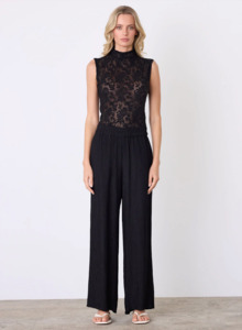 Esmaee: ESMAEE Forgiven Tank - Black