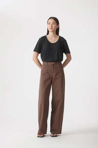 Outland Denim 1: OUTLAND DENIM Claudia High Wide Relaxed Jean - Cacao
