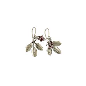 Jewellery Nz Earrings Redmanuka 1: Pōhutukawa Bud and Silver Leaf Earrings
