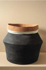 Accessories: Contenere Black Basket Large