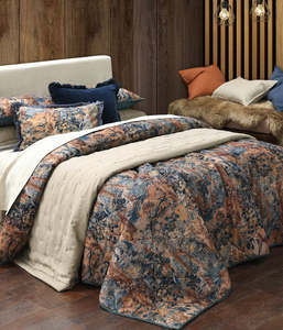 Bedspreads Duvet Covers: Kashan Bedspread Set King