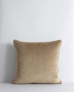 Clearance: Quattro Cushion Walnut