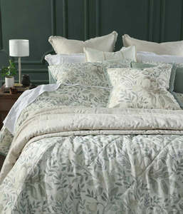Whisper Bedspread Set, King