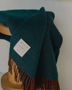 Lerwick Throw, Hunter