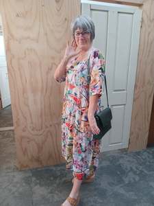 Under 200: Glam Dress Sally 2515