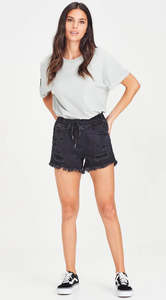 Junkfood: Junkfood Stella Short Black