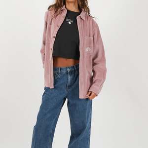 T&C Surf Motion L/S Boyfriend Shirt