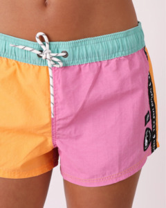 Womens Shorts: T&C Hype Surf Short