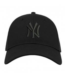 Accessories 1: New York Cap Black/Black