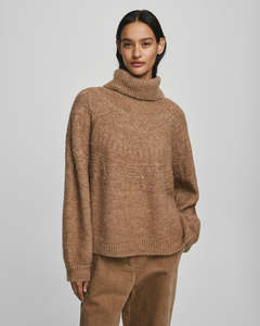 Under 300: MSCH Meilani Gytta R Pullover