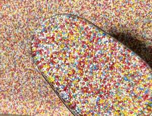 Baking: Naturally Coloured Hundreds & Thousands