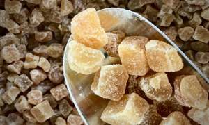 Dried Fruit Nuts: Crystallised Ginger