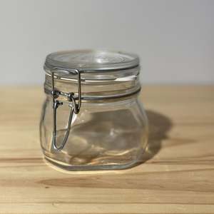 Containers: 500ml Fido jar and clip top lid 0.57kg