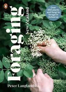 Books: Foraging New Zealand