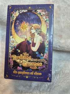 Tarot Cards: The Radiant Essence Tarot Cards