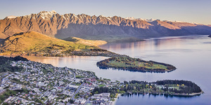 Products: 16 Day Visions of New Zealand