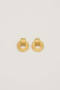 Accessories: TRISH EARRINGS - GOLD