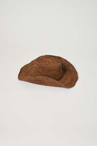 Accessories: SARA HAT - COLA RAFFIA