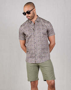 Mens Black Shirts: Waihi Black & Pink Paisley Short Sleeve Shirt