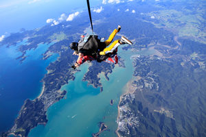 Tandem Skydive 18,000 ft Bay of Islands