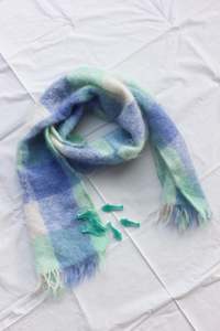Accessories: Candy Scarf - Gummy Shark