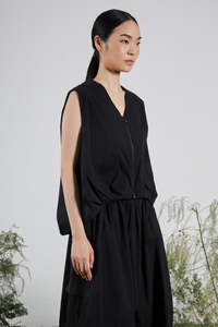 Coats Jackets: THE FORM "Bubble" Zip Vest