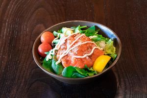 Products: Sashimi Salmon & Avocado(Only available with Rice Donburi(+$2))