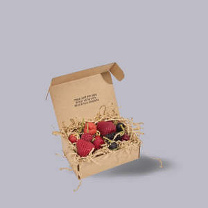 Homeware: Poppy & Sage | Beeswax Candle | Berry Box | Mixed