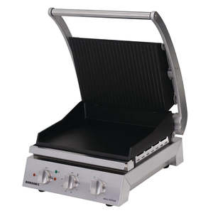 Benchtop Cooking: Roband GSA610RT 6 Slice Grill Station 2200w Ribbed Top & Smooth Bottom Non-Stick GH841