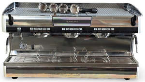 Nuova Simonelli Aurelia 3 Group Coffee Machine - 764110