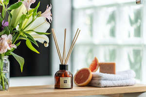Bathroom Body: SANDALWOOD AND CEDAR – DIFFUSER | REVOLOGY