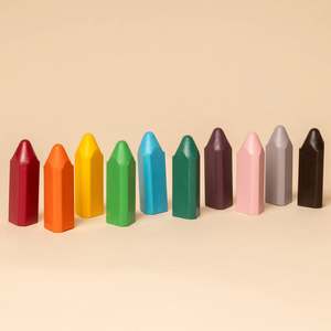 Create Play: Bath Crayon Triangles