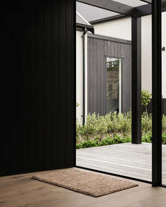 Living: Entrance Mat ( PPT) JUTE | REVOLOGY